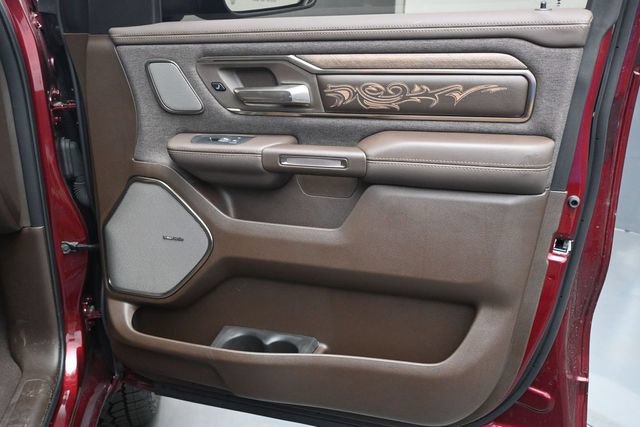 Used 2025 RAM 1500 Limited AWD/4WD image 10