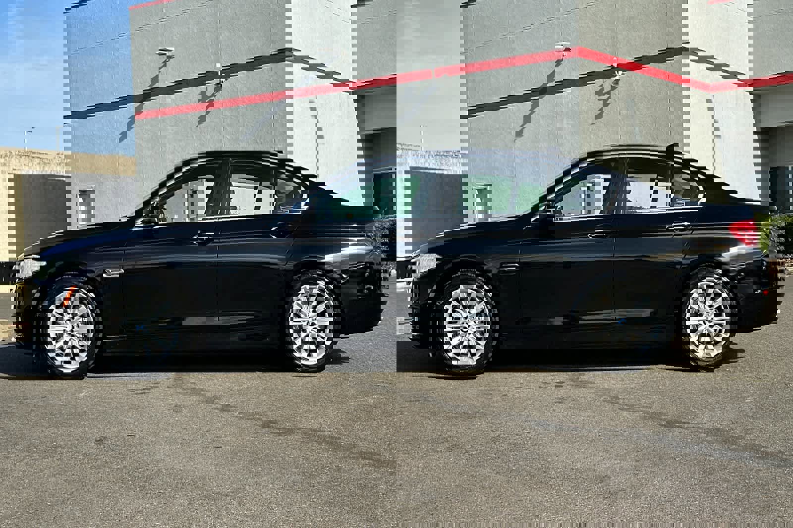 Used 2015 BMW 535i Sedan image 9