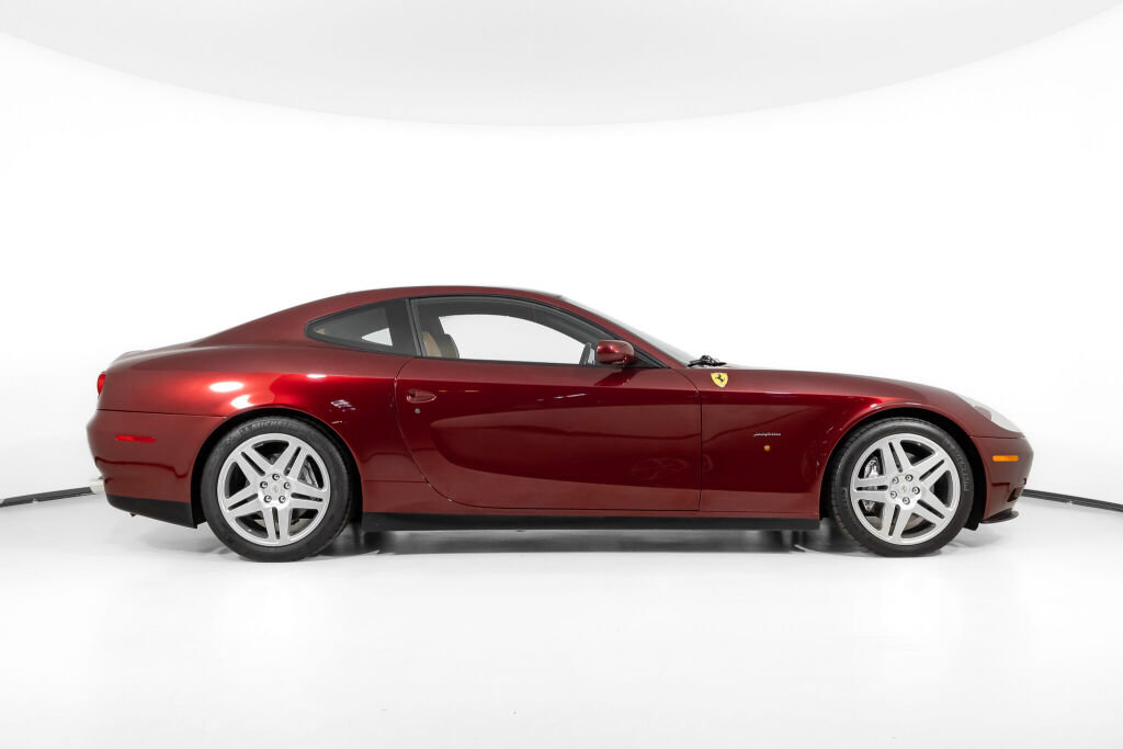 Used 2005 Ferrari 612 Scaglietti RWD image 10