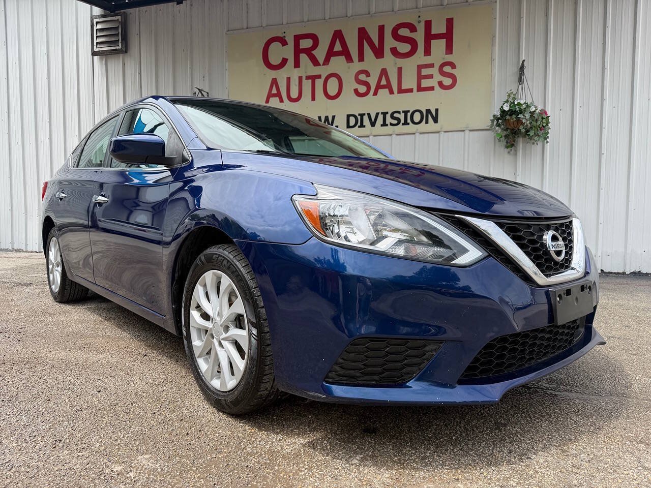 Used 2019 Nissan Sentra SV FWD image 1