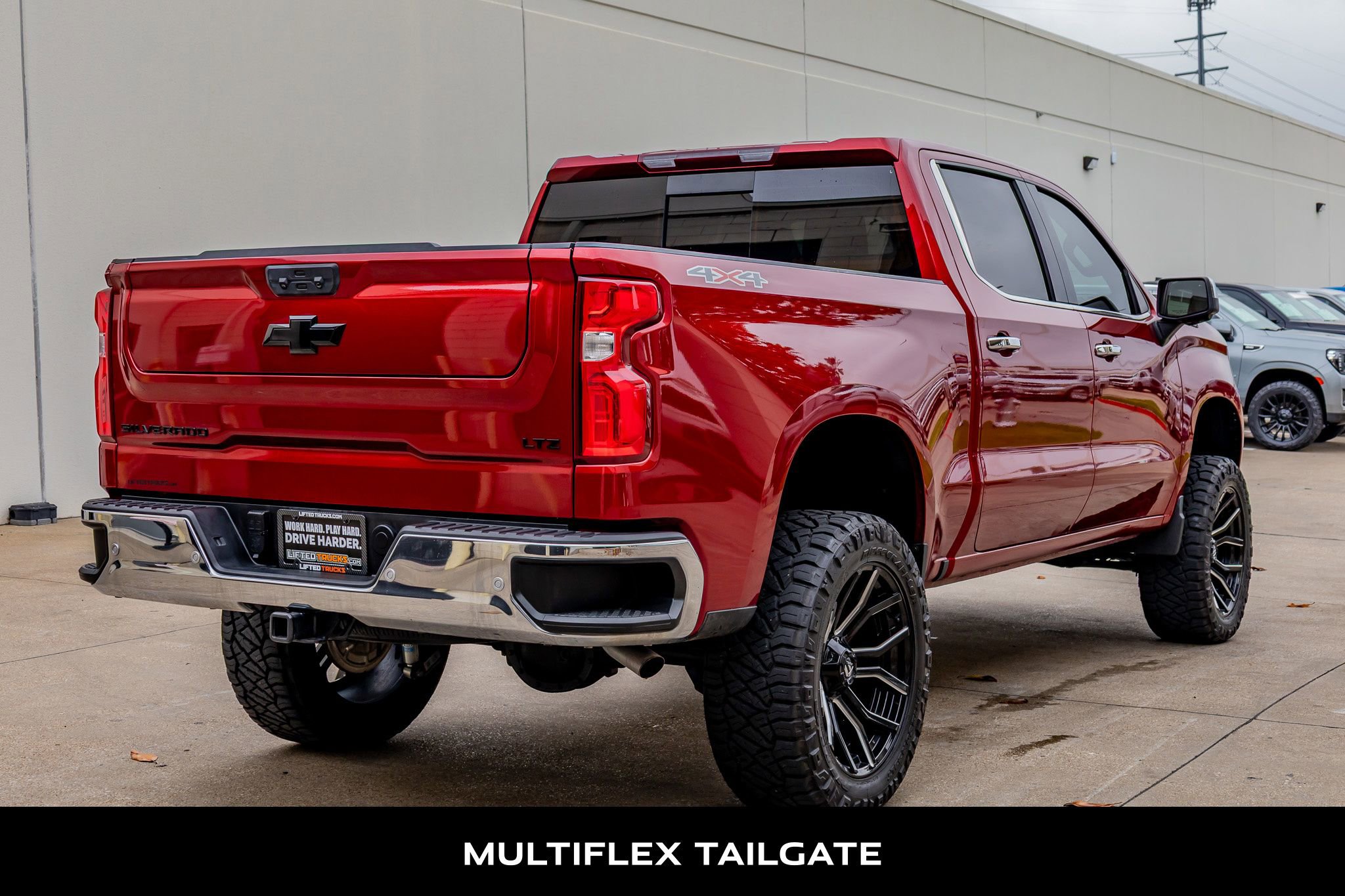 Used 2024 Chevrolet Silverado 1500 LTZ w/ LTZ Convenience Package II AWD/4WD image 9