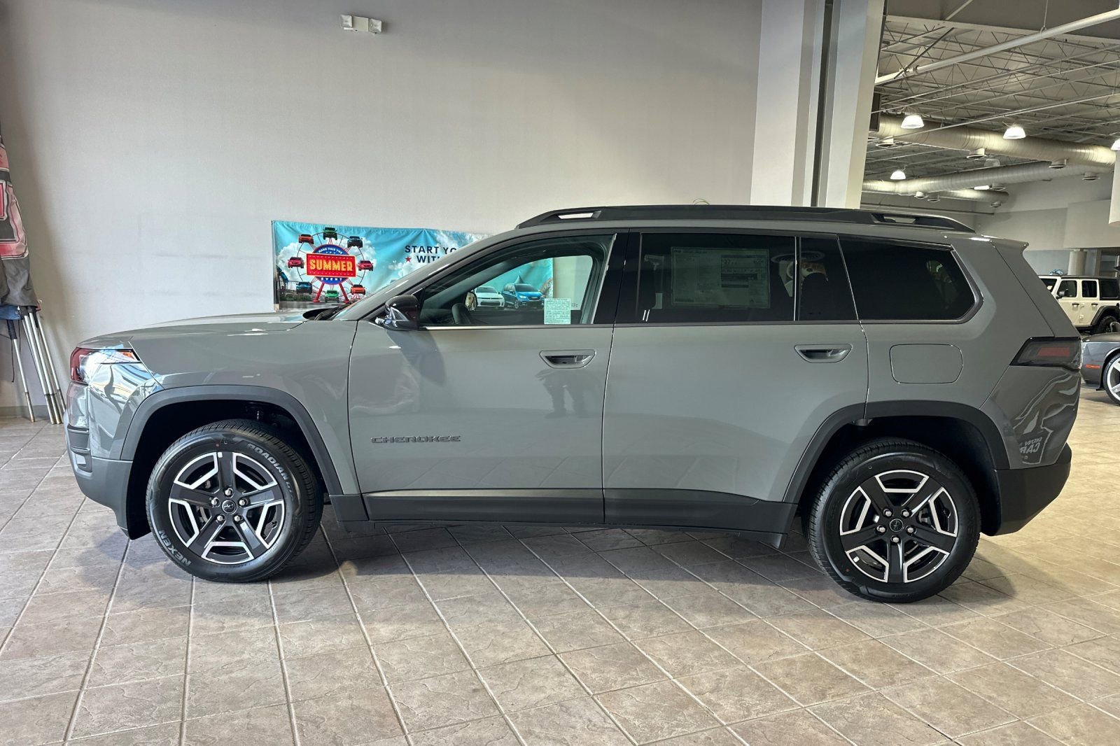 New 2026 Jeep Cherokee Laredo AWD/4WD image 3
