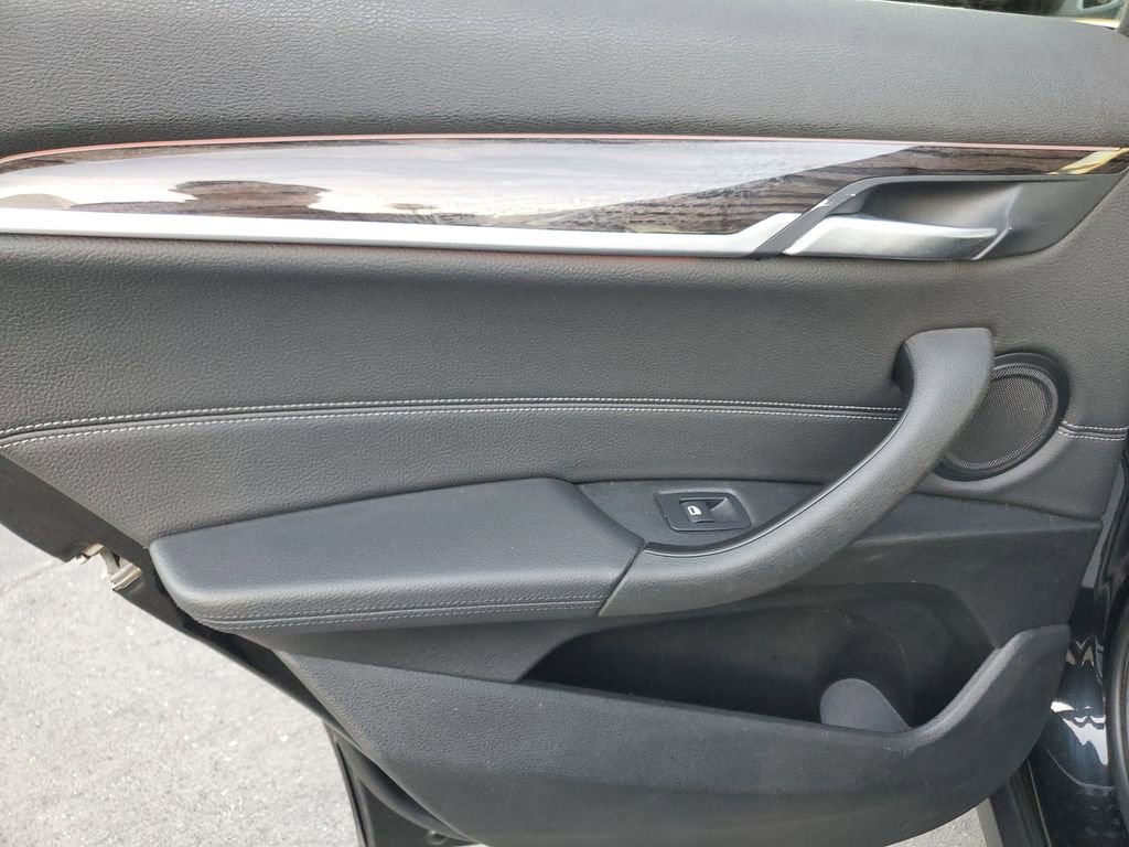 Used 2020 BMW X2 sDrive28i w/ Premium Package image 16