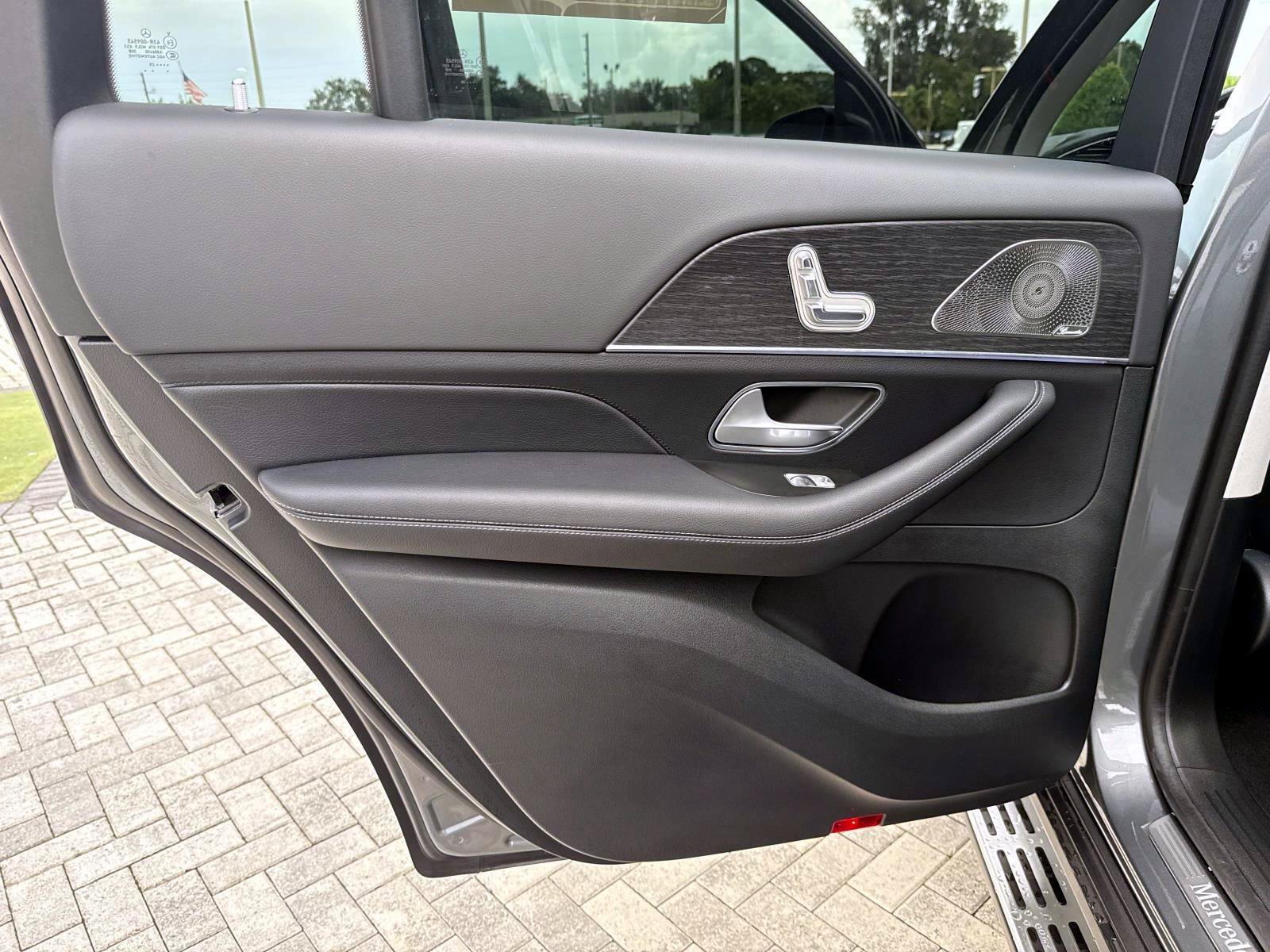 Certified 2026 Mercedes-Benz GLS 450 4MATIC image 12