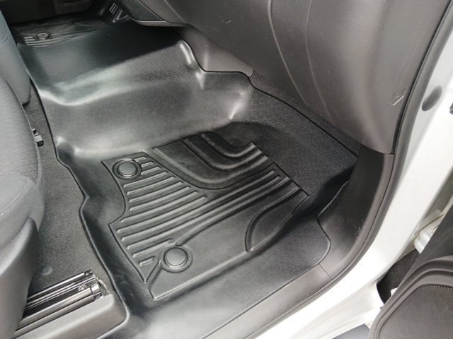 Used 2022 Chevrolet Silverado 1500 Custom AWD/4WD image 27