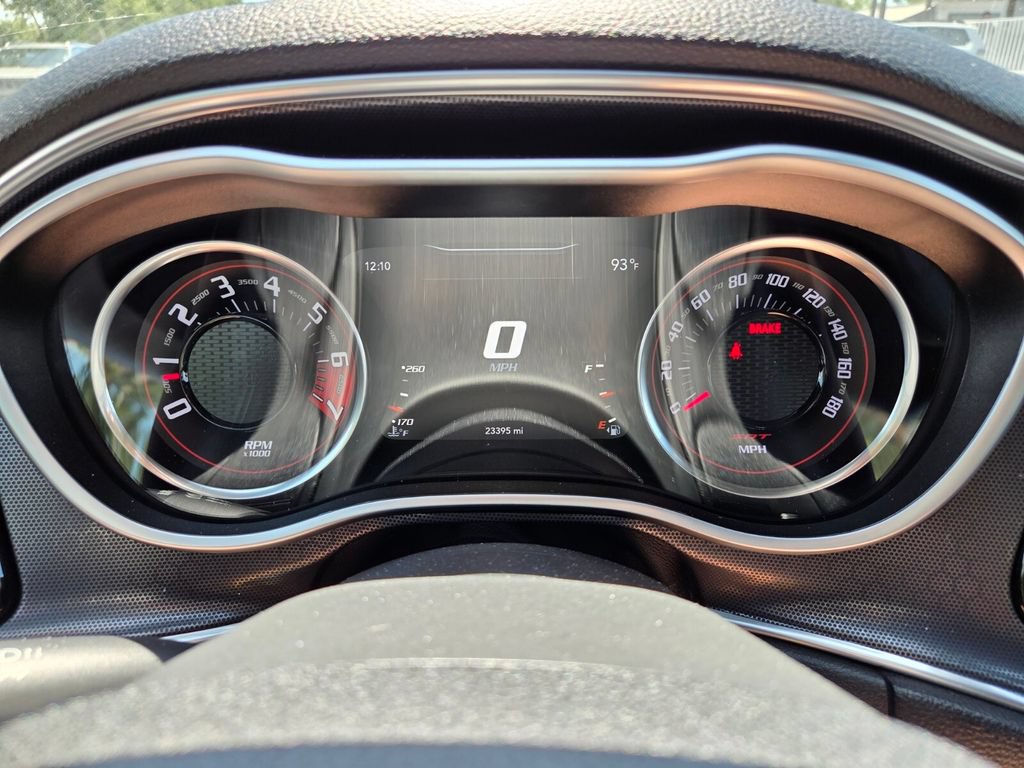 Used 2018 Dodge Challenger SRT RWD image 29