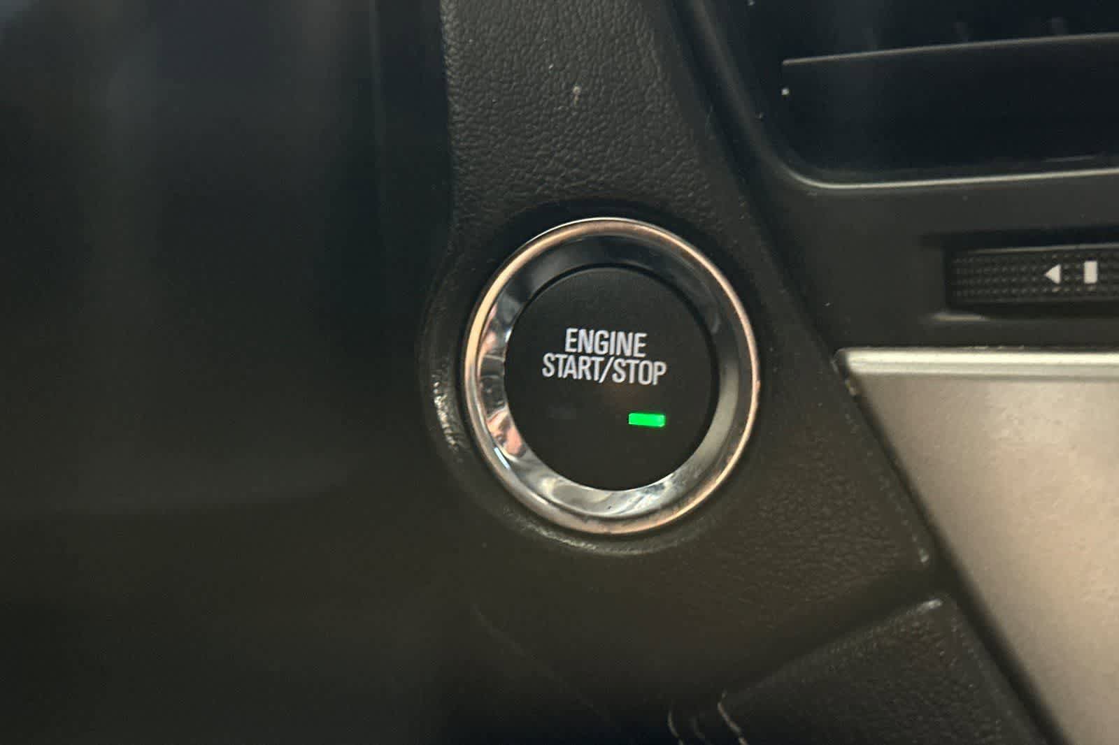 Used 2018 Chevrolet Tahoe Premier RWD image 27