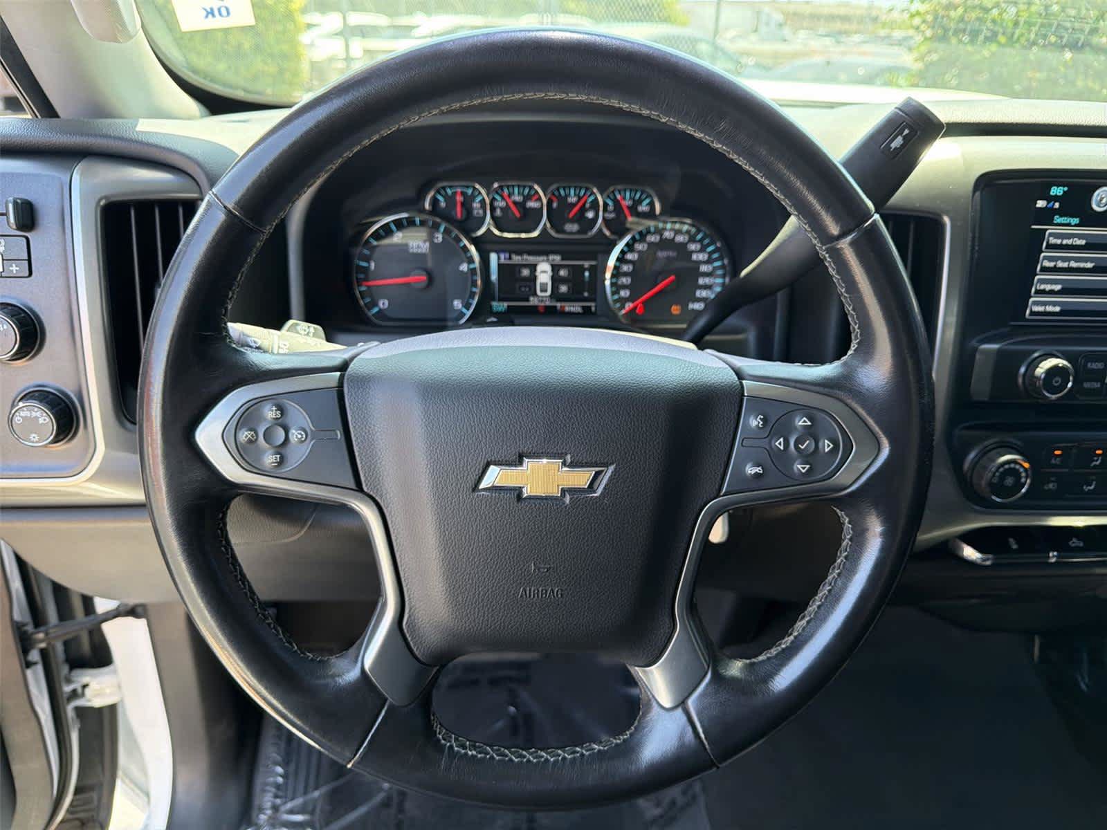 Used 2019 Chevrolet Silverado 2500 LT AWD/4WD image 16