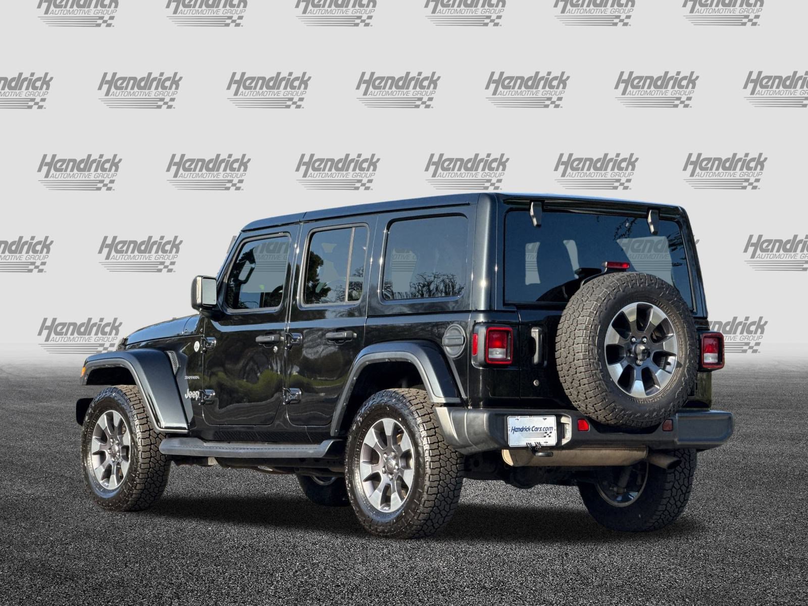 Used 2018 Jeep Wrangler Unlimited Sahara image 7