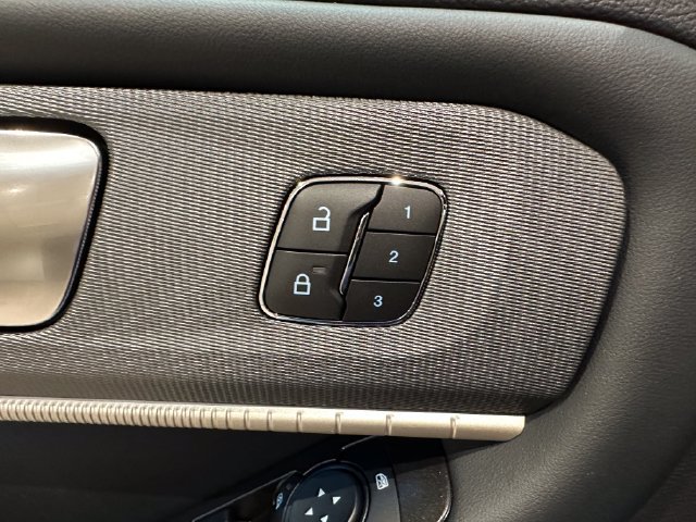 New 2027 Ford Explorer ST-Line w/ Premium Package AWD/4WD image 9