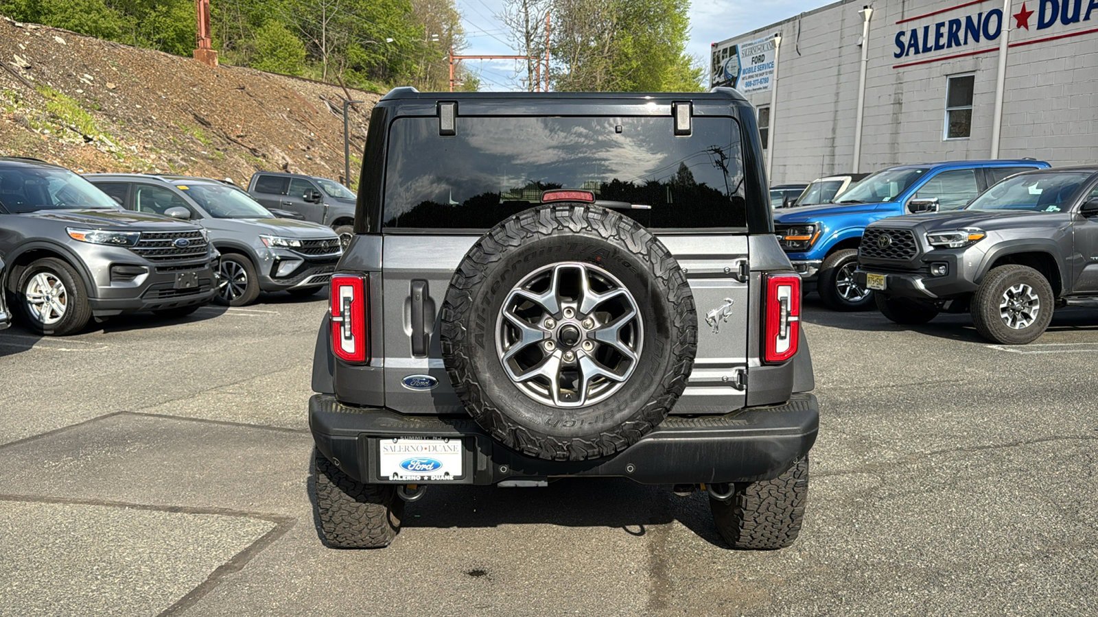 Certified 2025 Ford Bronco Badlands AWD/4WD image 6
