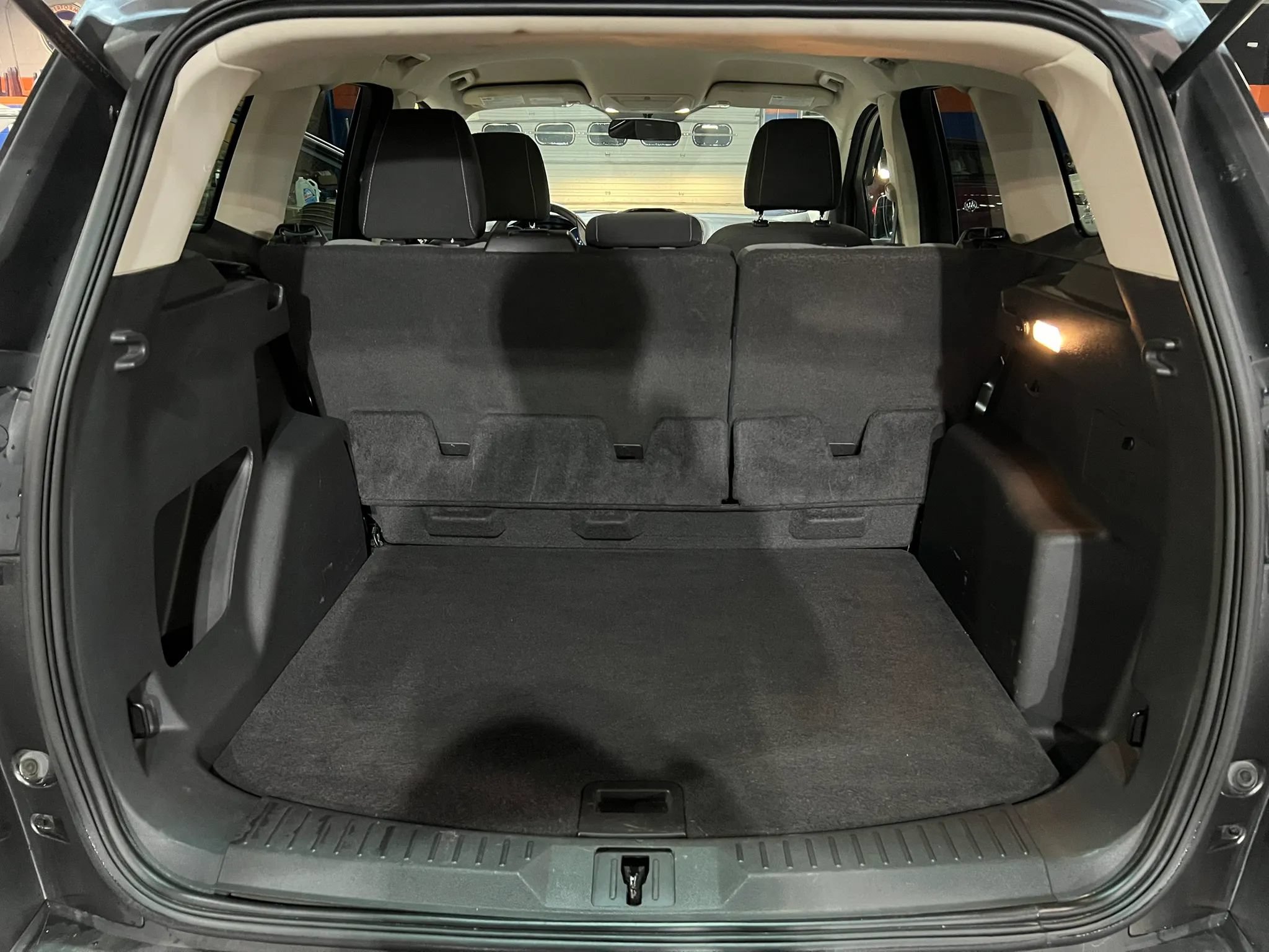 Used 2016 Ford Escape SE w/ SE Cold Weather Package FWD image 15