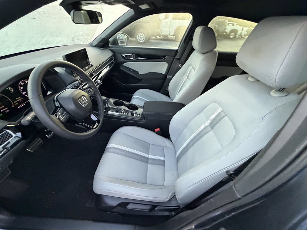 Used 2025 Honda Civic Sport image 17