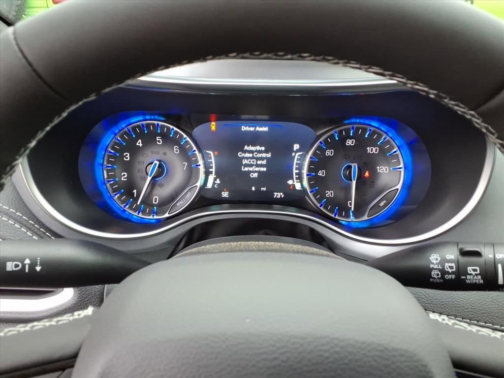 New 2026 Chrysler Pacifica Limited image 19