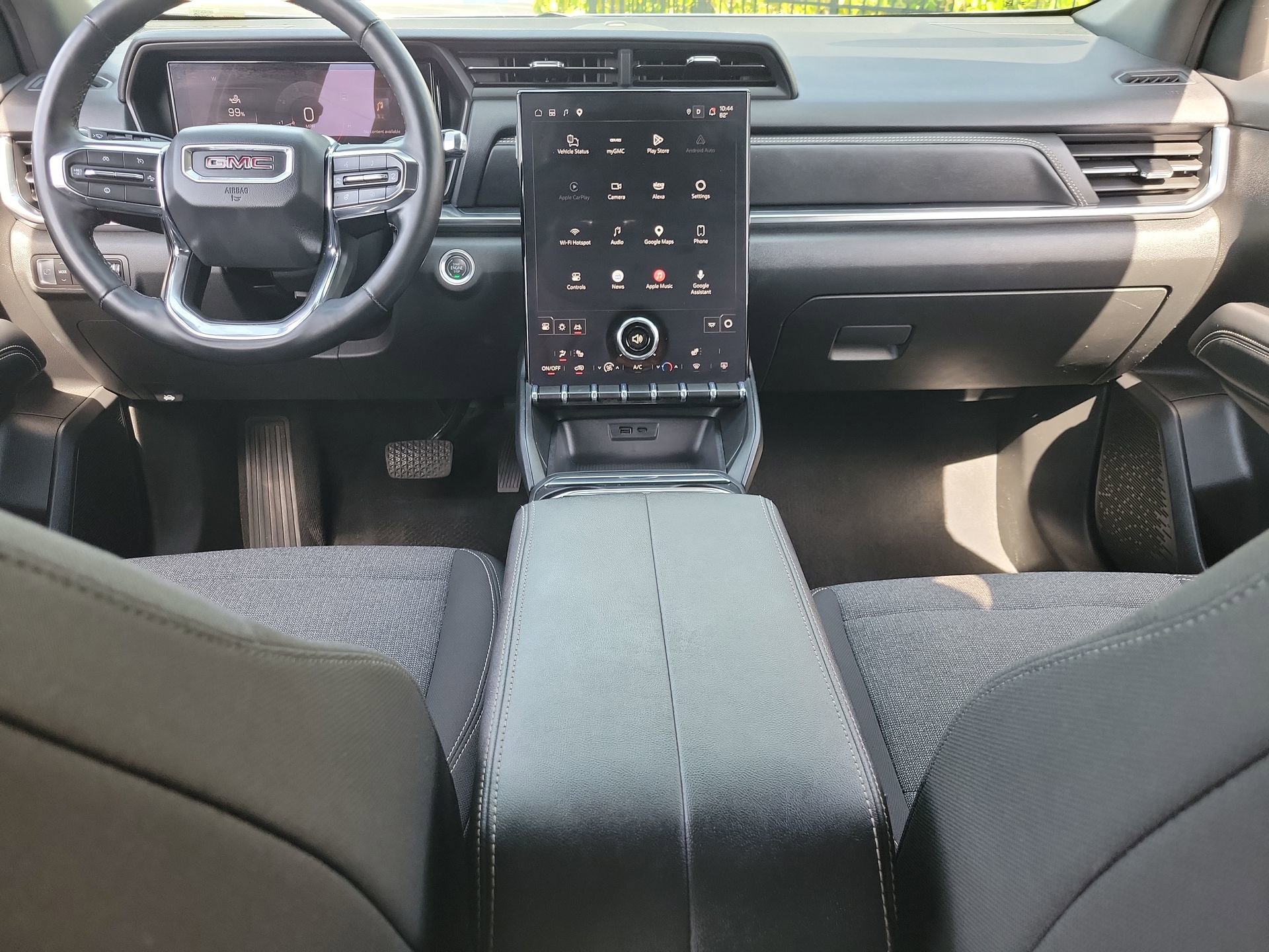 Used 2025 GMC Terrain Elevation FWD image 16