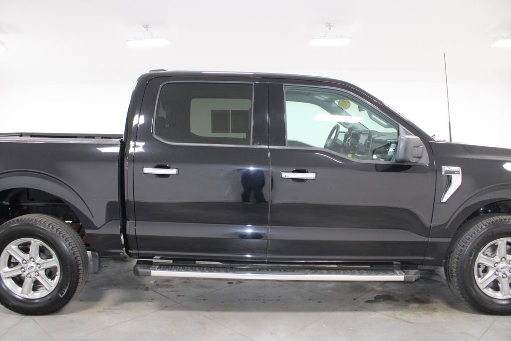 Used 2025 Ford F150 XLT w/ Equipment Group 301A Standard AWD/4WD image 11
