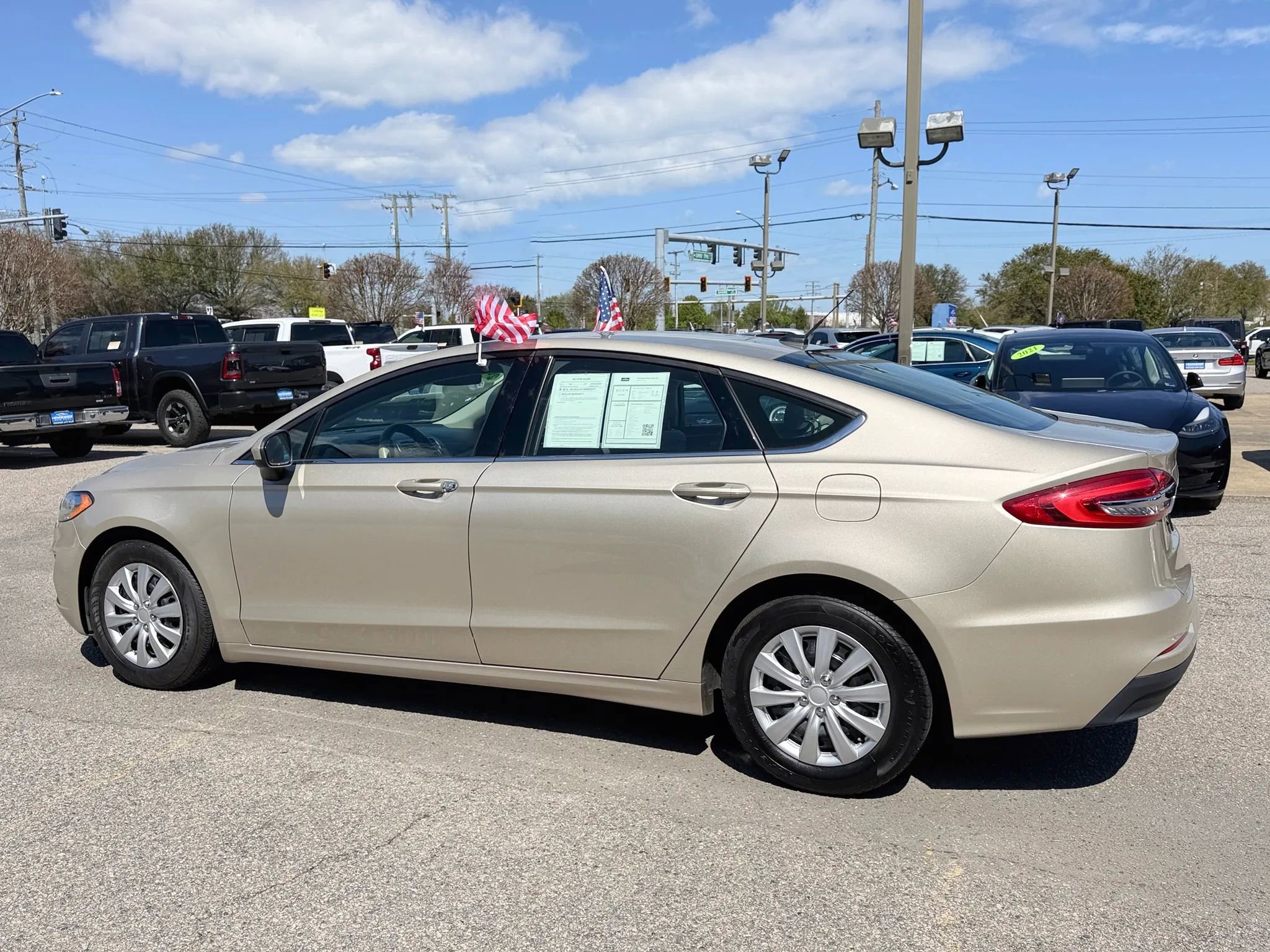 Used 2019 Ford Fusion S image 29