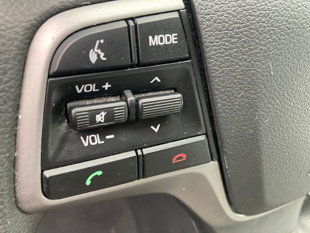 Used 2017 Hyundai Elantra SE w/ Cargo Package image 37