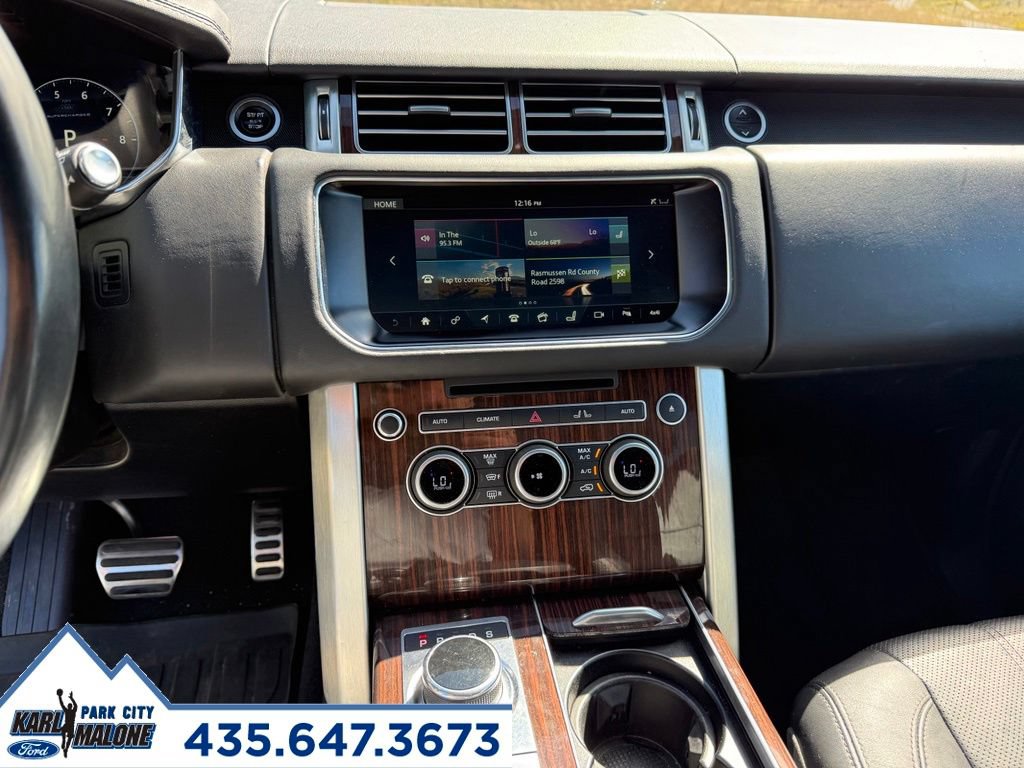Used 2017 Land Rover Range Rover Supercharged AWD/4WD image 19