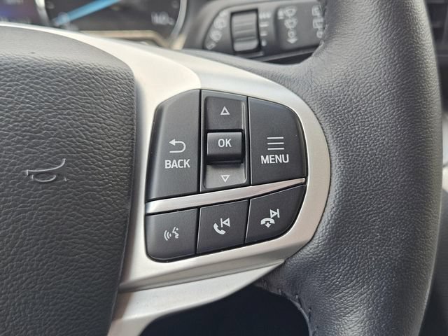 Used 2023 Ford Explorer XLT AWD/4WD image 37