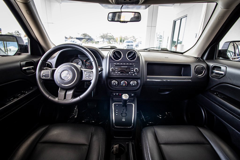 Used 2017 Jeep Patriot Latitude image 28