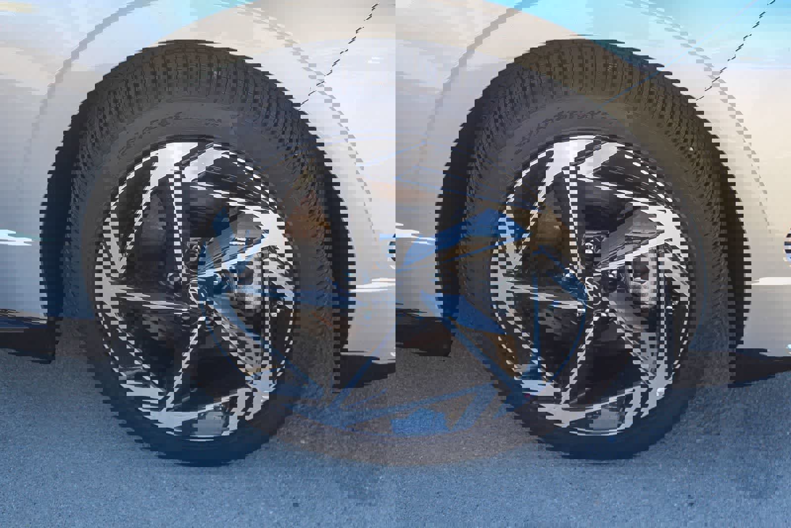 Certified 2025 Hyundai Sonata SEL image 11