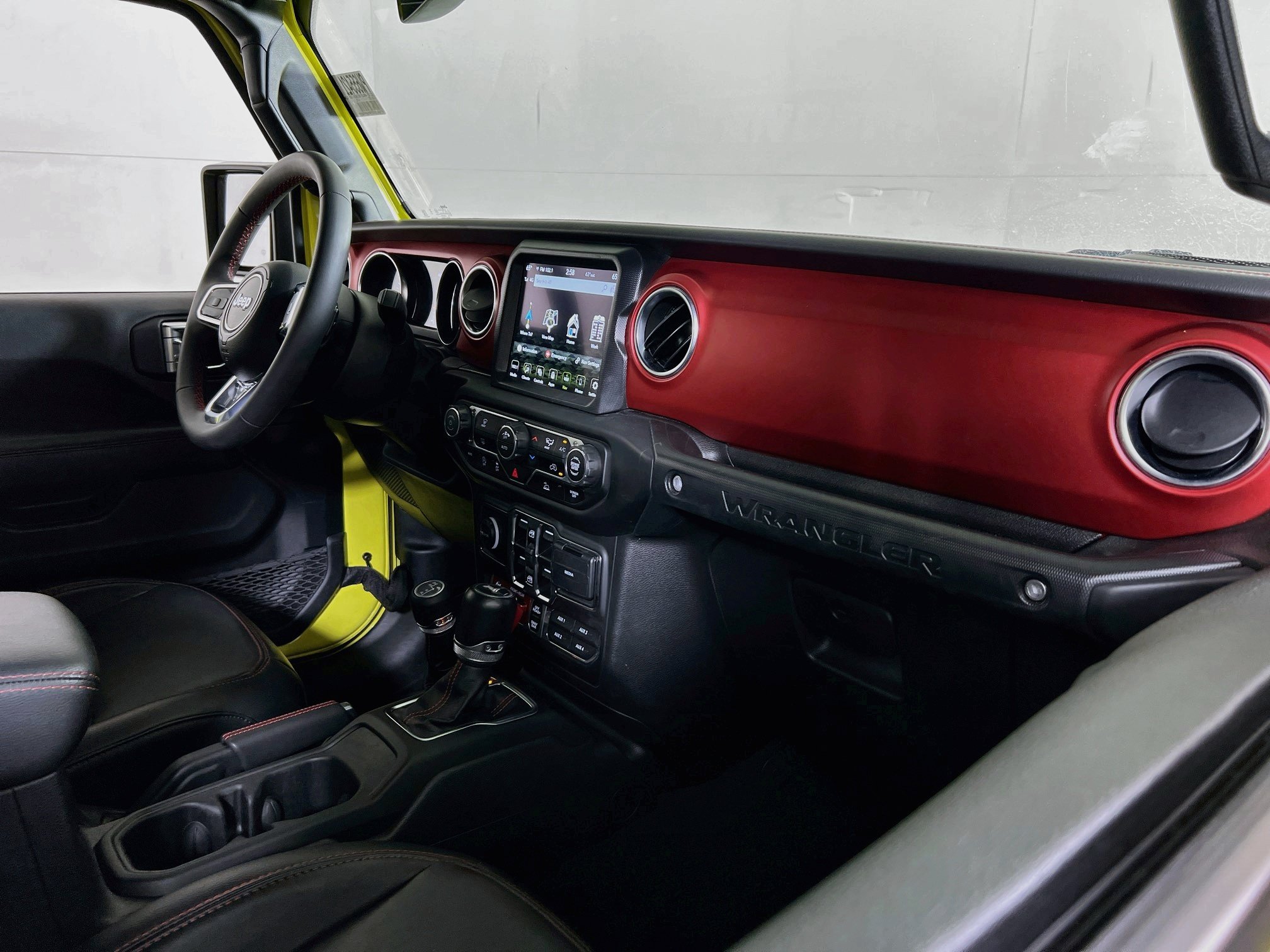 Used 2023 Jeep Wrangler Unlimited Rubicon AWD/4WD image 27