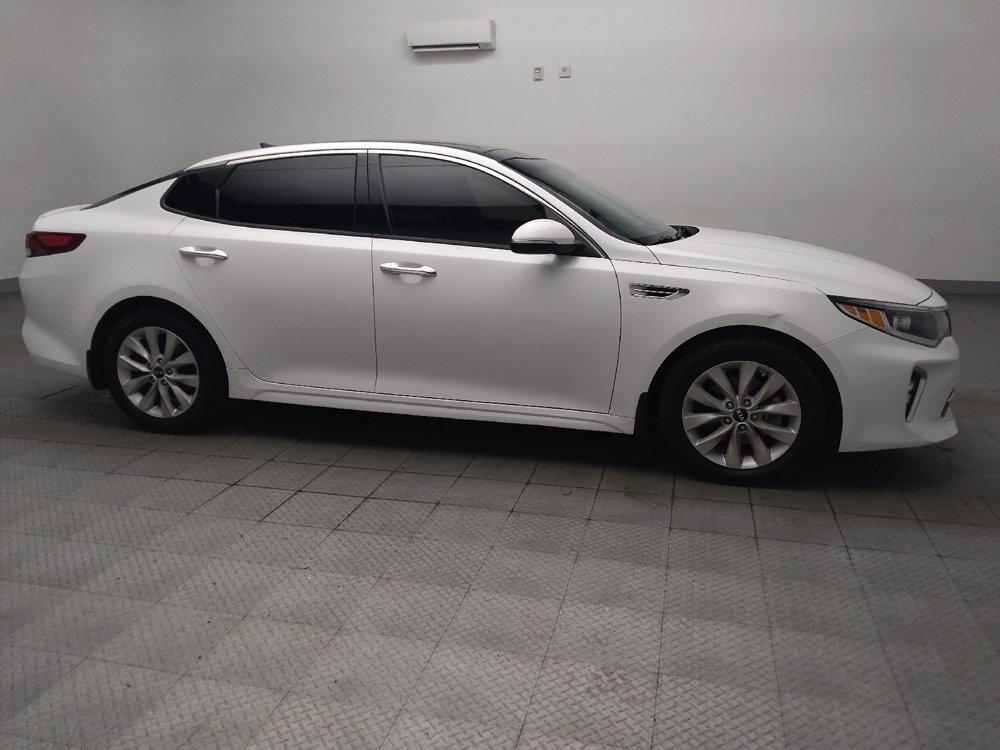 Used 2018 Kia Optima S w/ Panoramic Sunroof Package FWD image 11