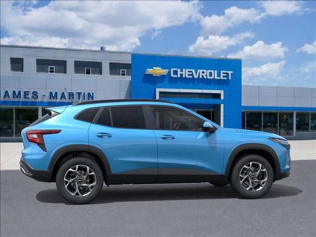 New 2026 Chevrolet Trax LT w/ Driver Confidence Package image 5