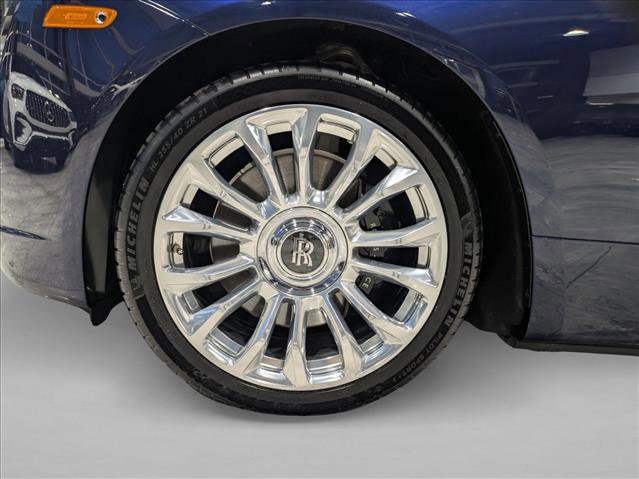 Used 2019 Rolls-Royce Dawn RWD image 23