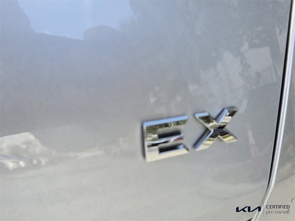 Used 2020 Kia Sportage EX w/ EX Technology Package image 18