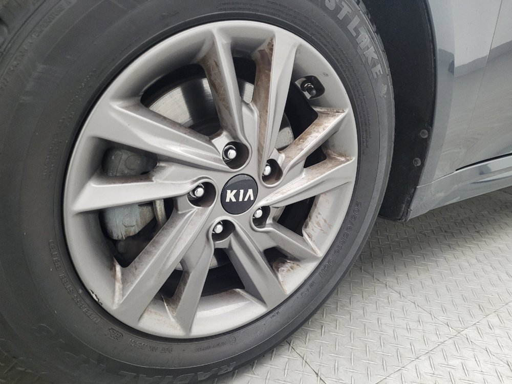 Used 2020 Kia Optima LX image 31