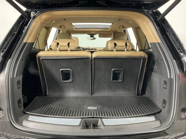Used 2020 Cadillac XT6 Premium Luxury w/ Platinum Package AWD/4WD image 32