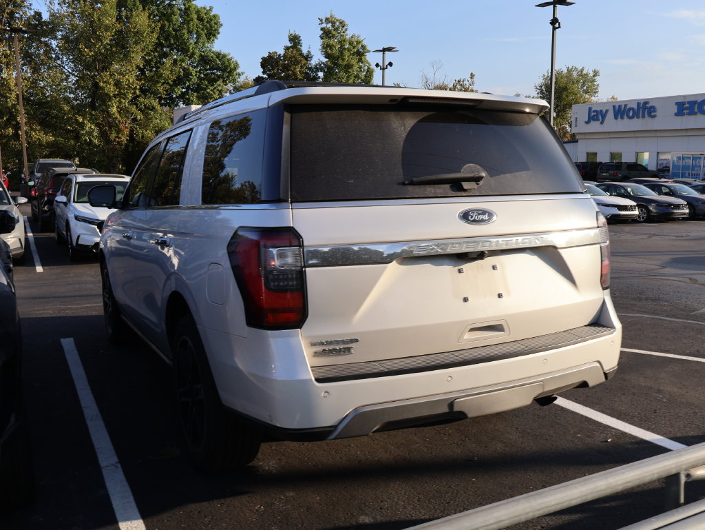 Used 2019 Ford Expedition Limited w/ Special Edition Package AWD/4WD image 7