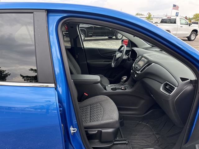 Used 2024 Chevrolet Equinox LT w/ LPO, Floor Liner Package FWD image 18
