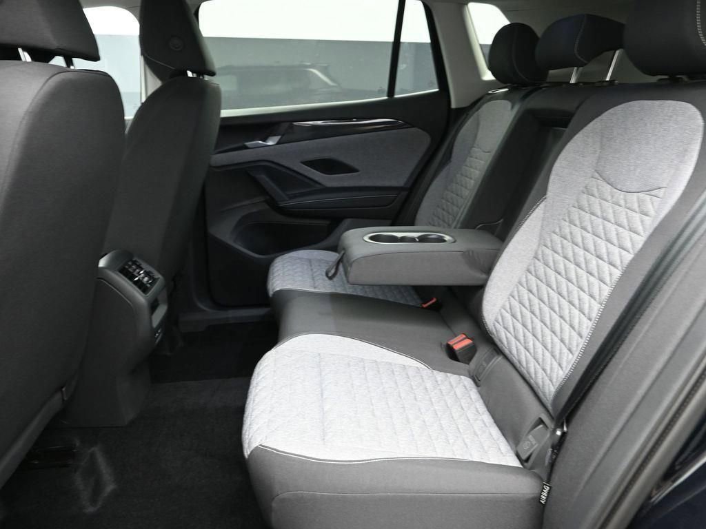 New 2026 Volkswagen Tiguan S image 9