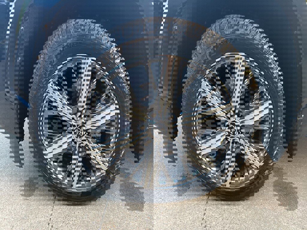 Used 2023 Toyota Sequoia Capstone image 6