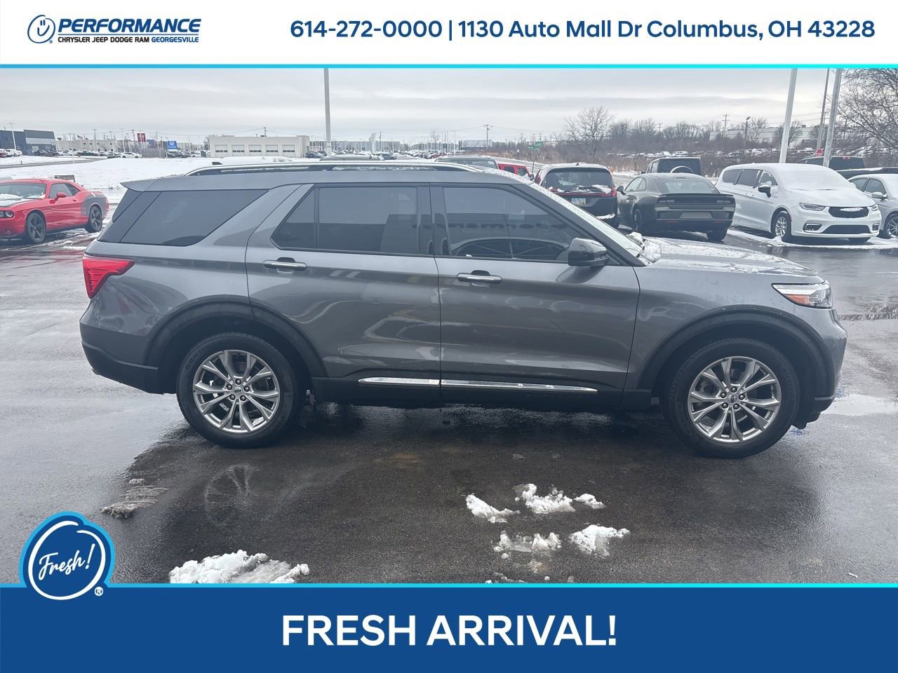 Used 2023 Ford Explorer Limited image 3