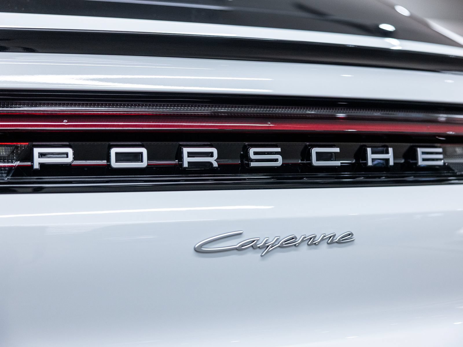 New 2026 Porsche Cayenne Coupe AWD/4WD image 23