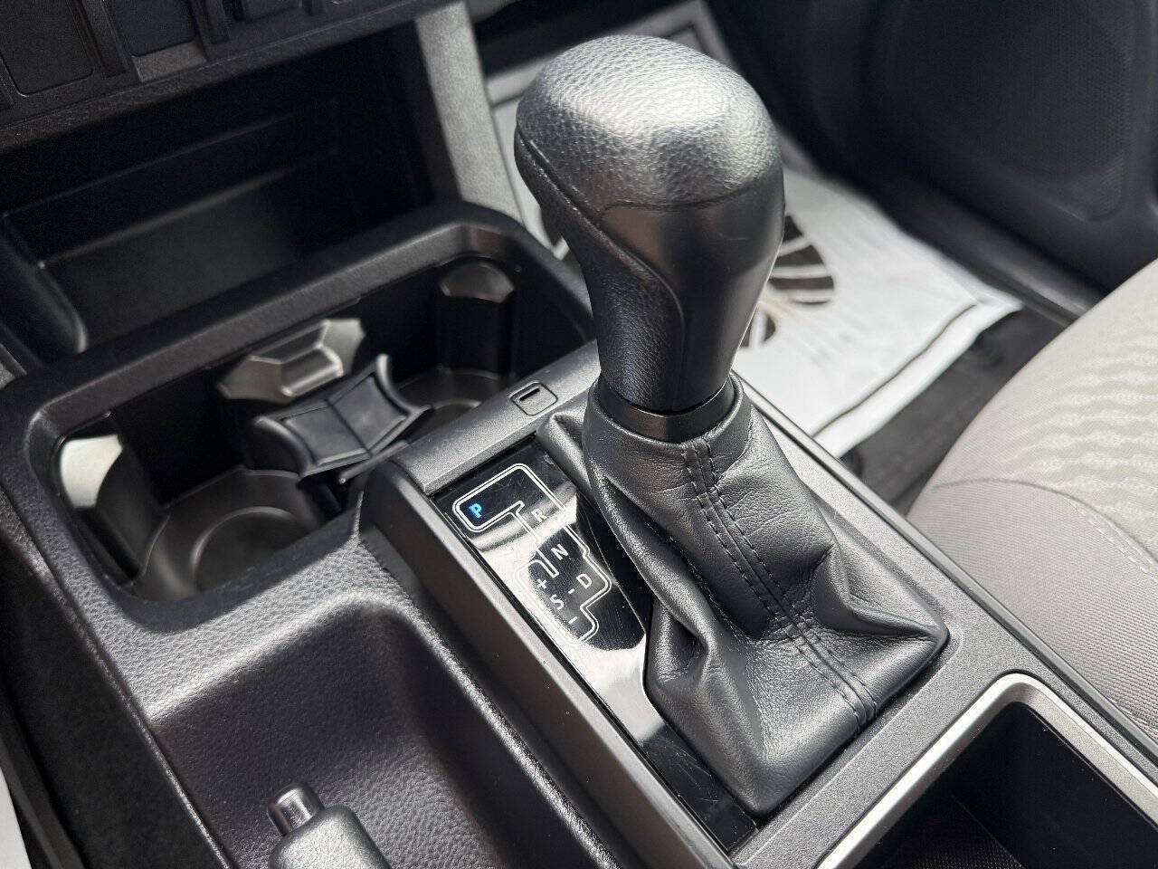 Used 2023 Toyota Tacoma SR AWD/4WD image 36
