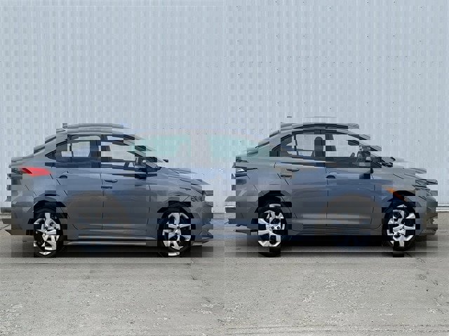 Used 2024 Toyota Corolla LE image 3