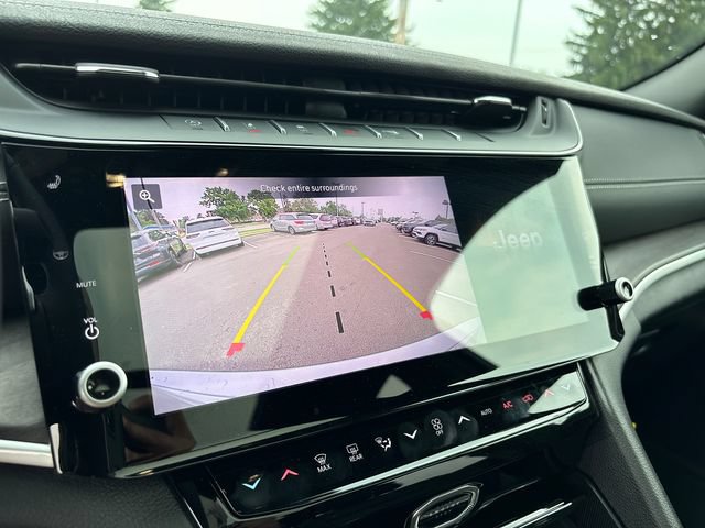 New 2026 Jeep Grand Cherokee Limited w/ Limited Altitude Package AWD/4WD image 23