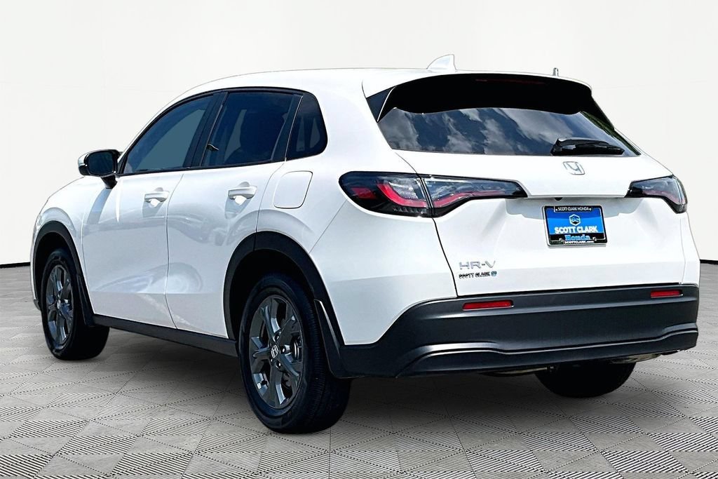 Certified 2026 Honda HR-V LX image 4