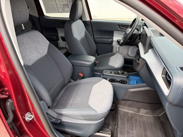 Used 2025 Ford Maverick XLT w/ Equipment Group 302A AWD/4WD image 25