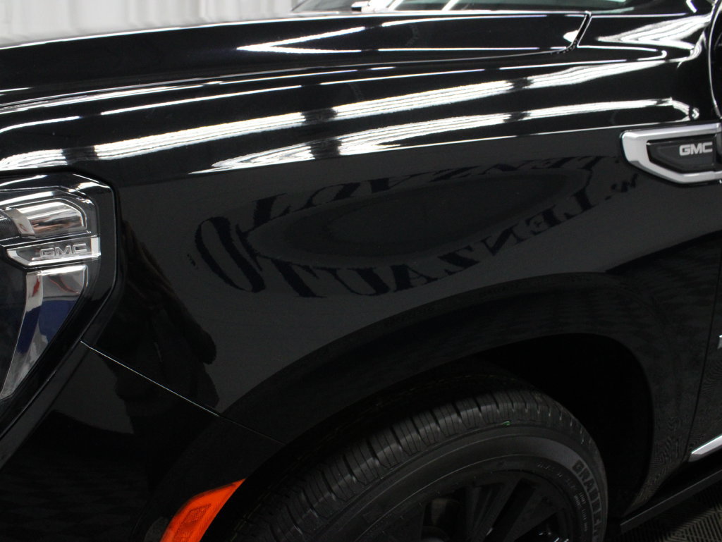 Used 2023 GMC Yukon XL Denali AWD/4WD image 55