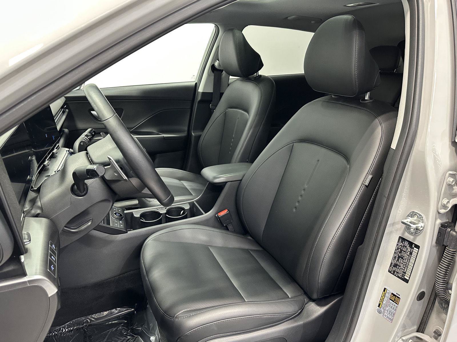 Certified 2024 Hyundai Kona Limited AWD/4WD image 15