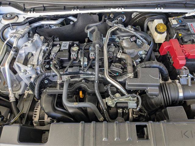 Used 2025 Nissan Kicks SR AWD/4WD image 21