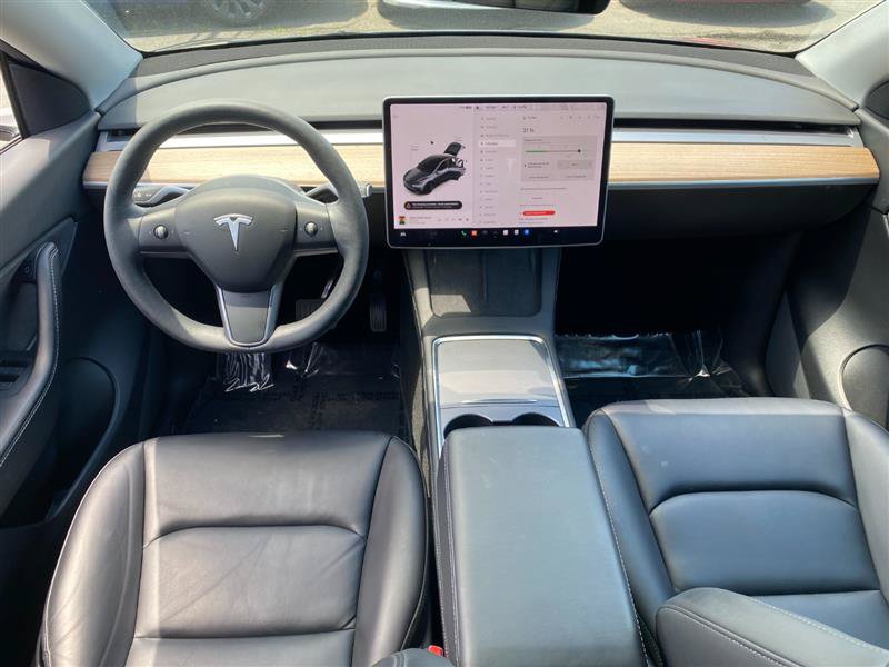 Used 2024 Tesla Model Y Long Range AWD/4WD image 10