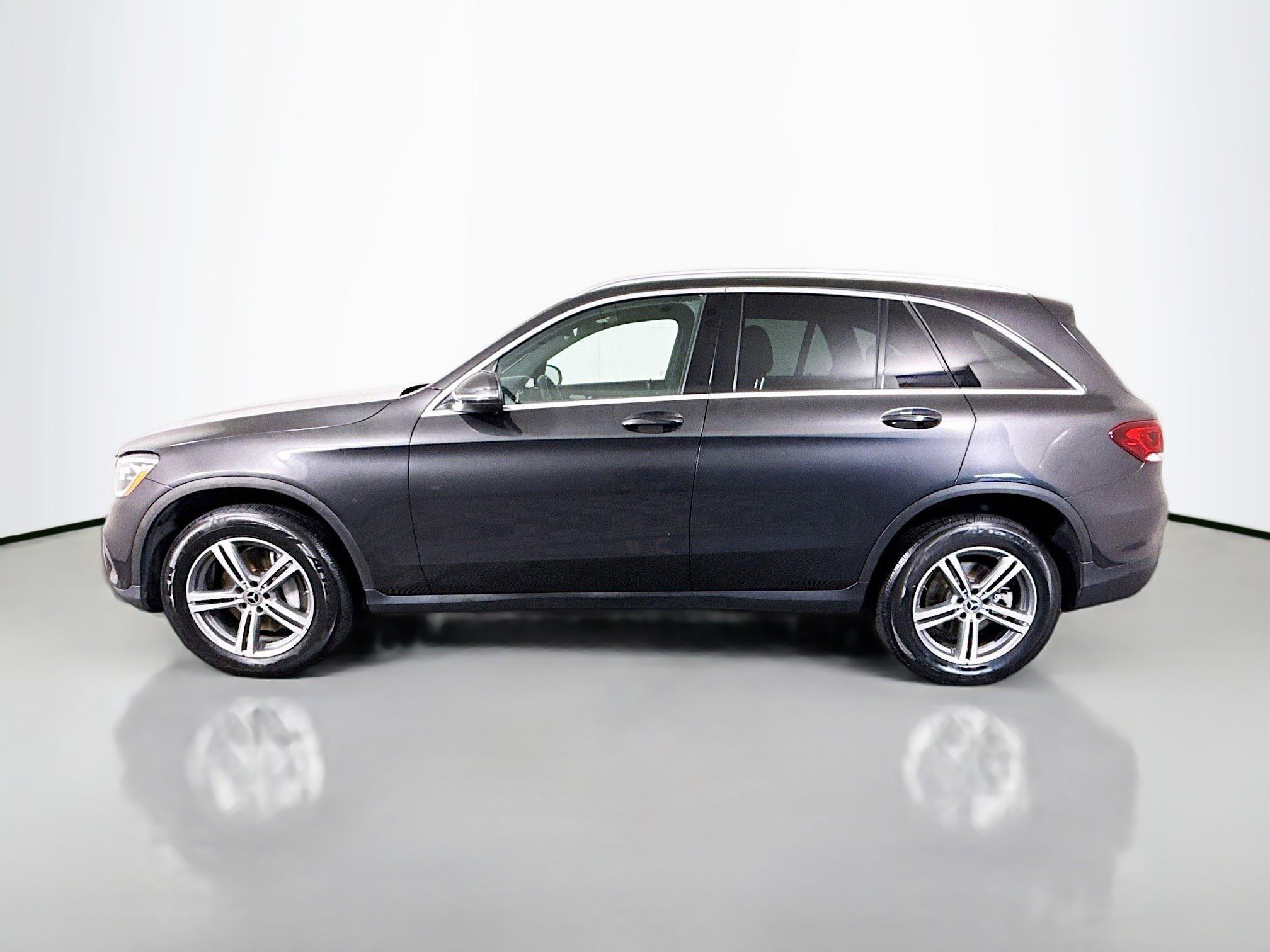 Used 2020 Mercedes-Benz GLC 300 image 6