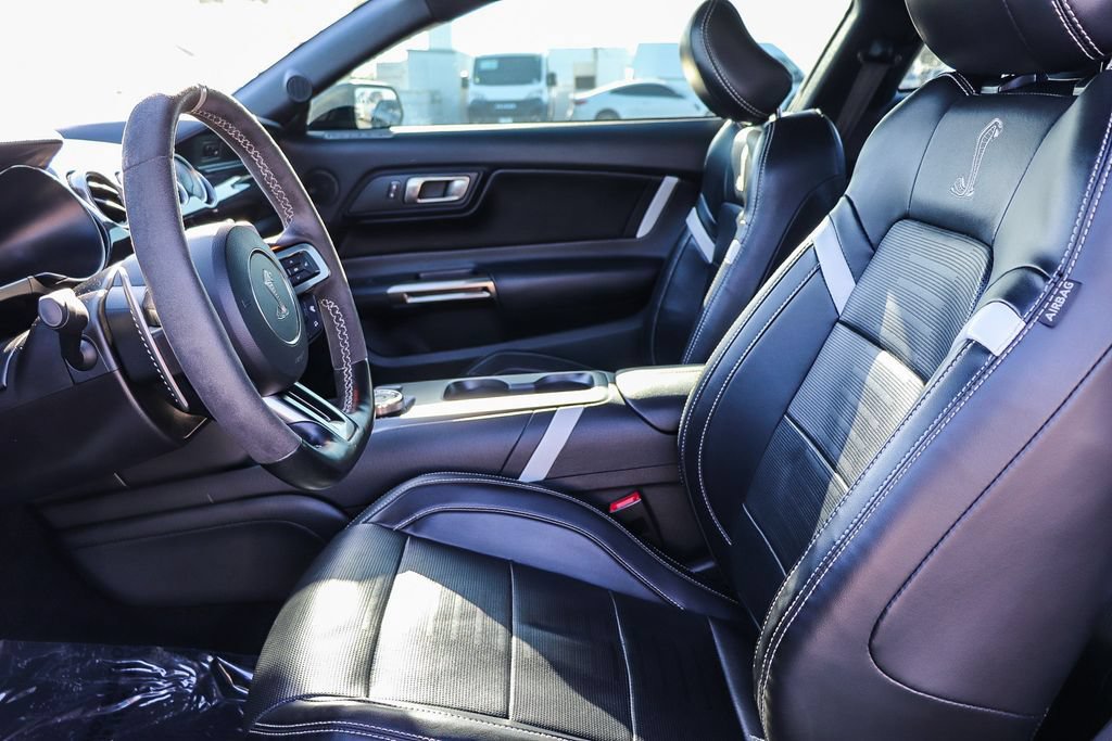 Used 2020 Ford Mustang Shelby GT500 w/ Technology Package RWD image 21